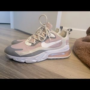 Nike AirMax 270 react